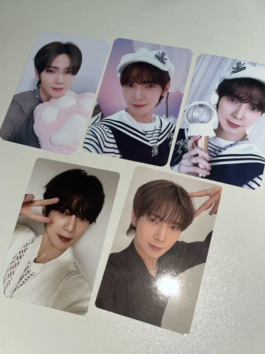 ateez golden hour work work album + kang yeosang photocard