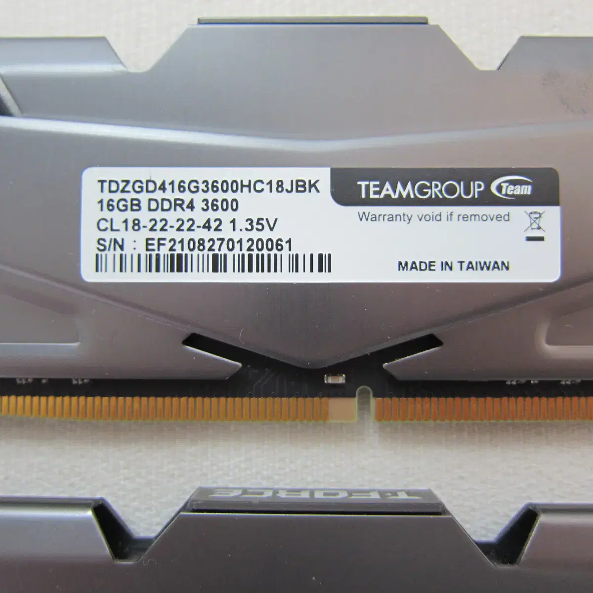 팀그룹 T-Force DDR4-3600 DARK Z 32G(16Gx2)