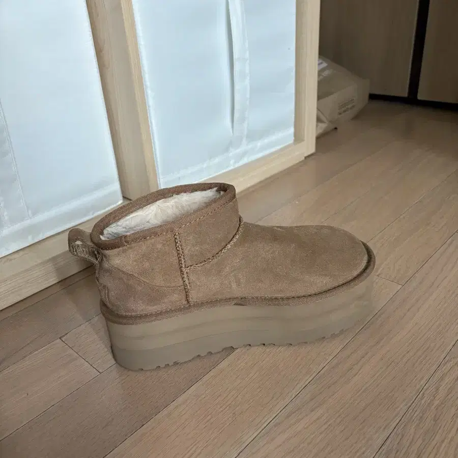 어그 미니 (체스넛) Ugg mini chestnut