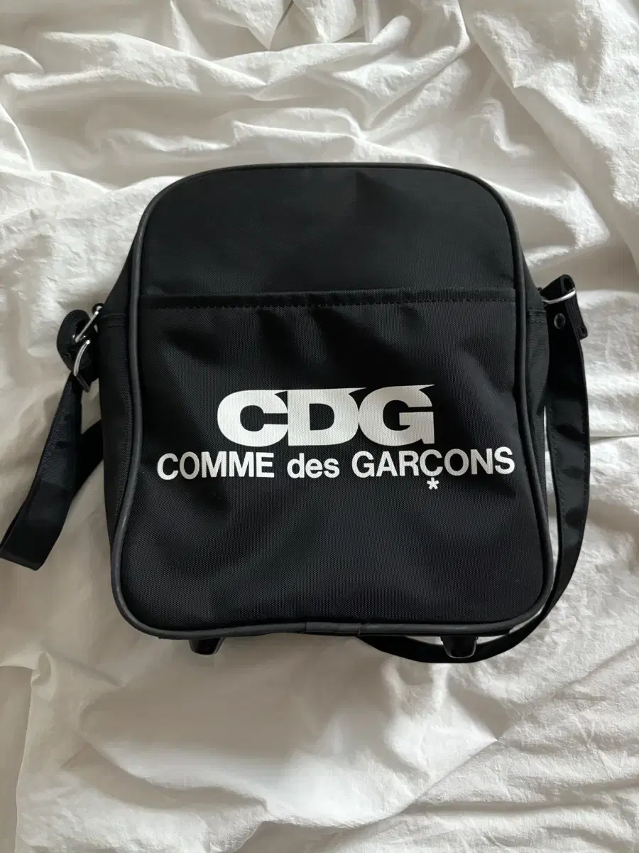 CDG 크로스백