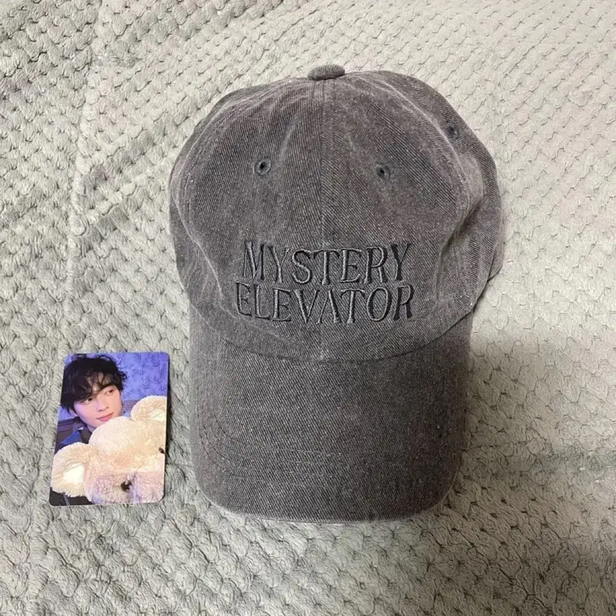 Cha Eunwoo Concert Hat + Photocard