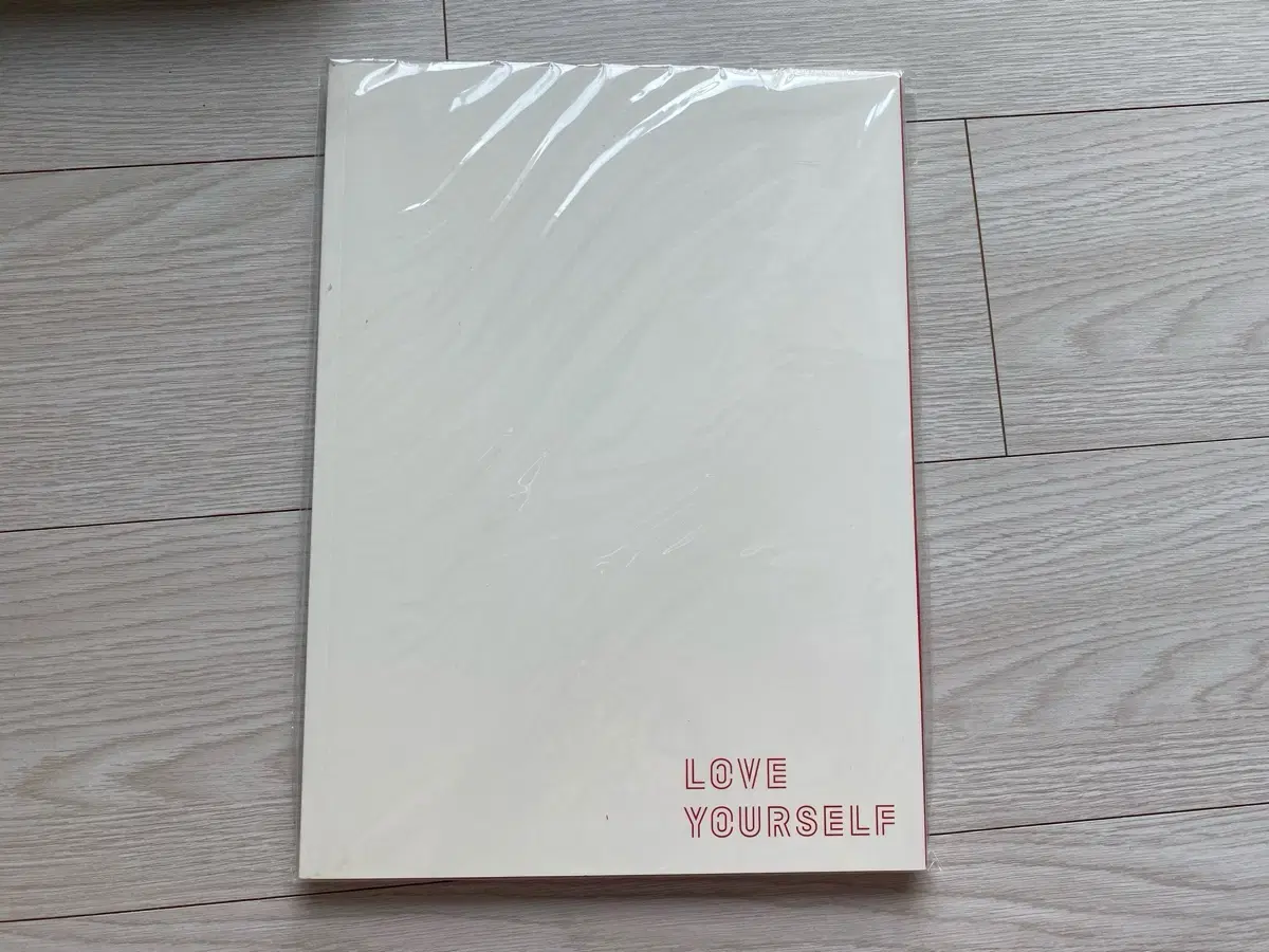 BTS LOVE YOURSELF,THE WINGS TOUR photobook