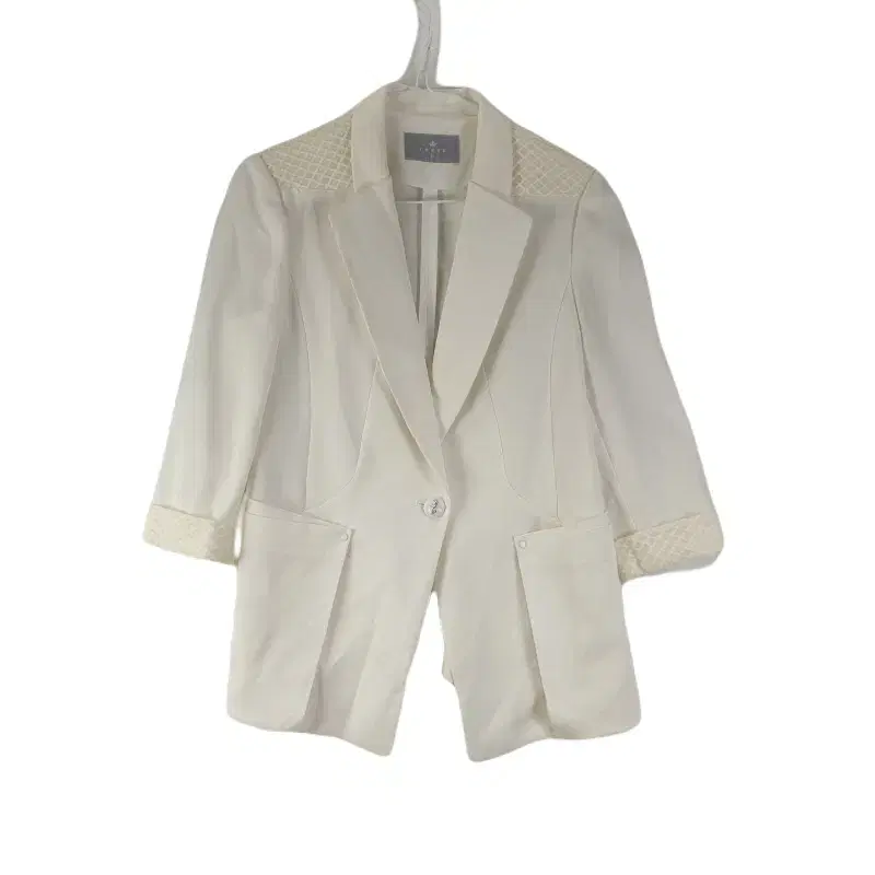 E8539 YESSE Women's 95 White 7-Piece Single Suit Jacket/Dirk