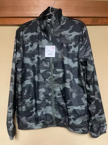 미사용 새상품 푸마 푸마 윈드브레이커 카모 패턴 M