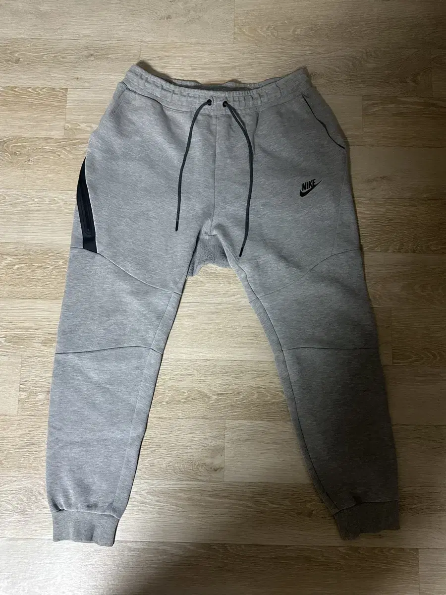 Nike TechPack Pants XL