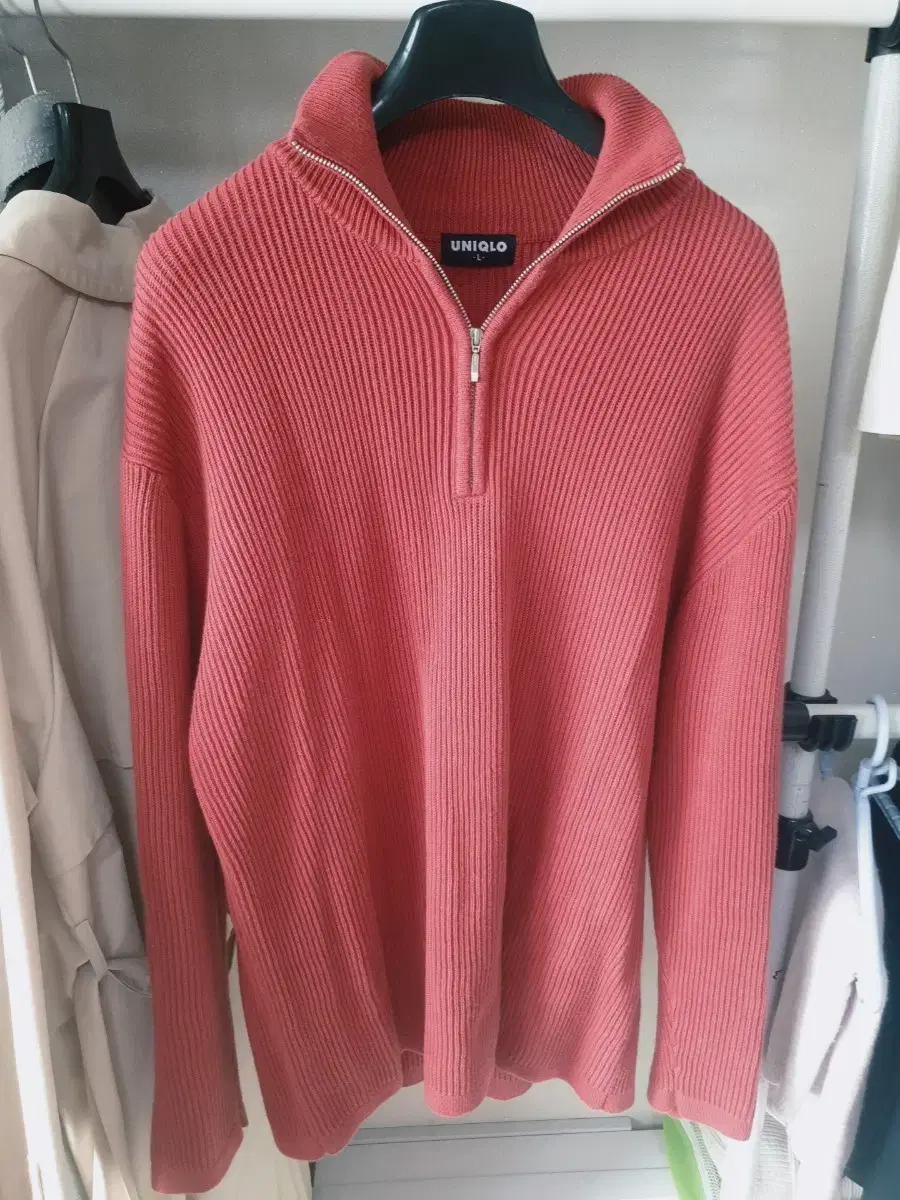 Uniqlo Vahn zip-up knit