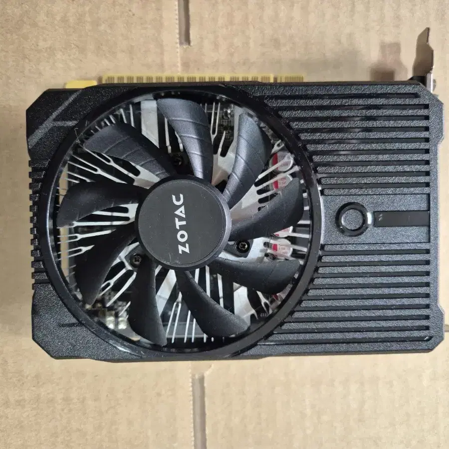 GTX1050 2GB그래픽카드