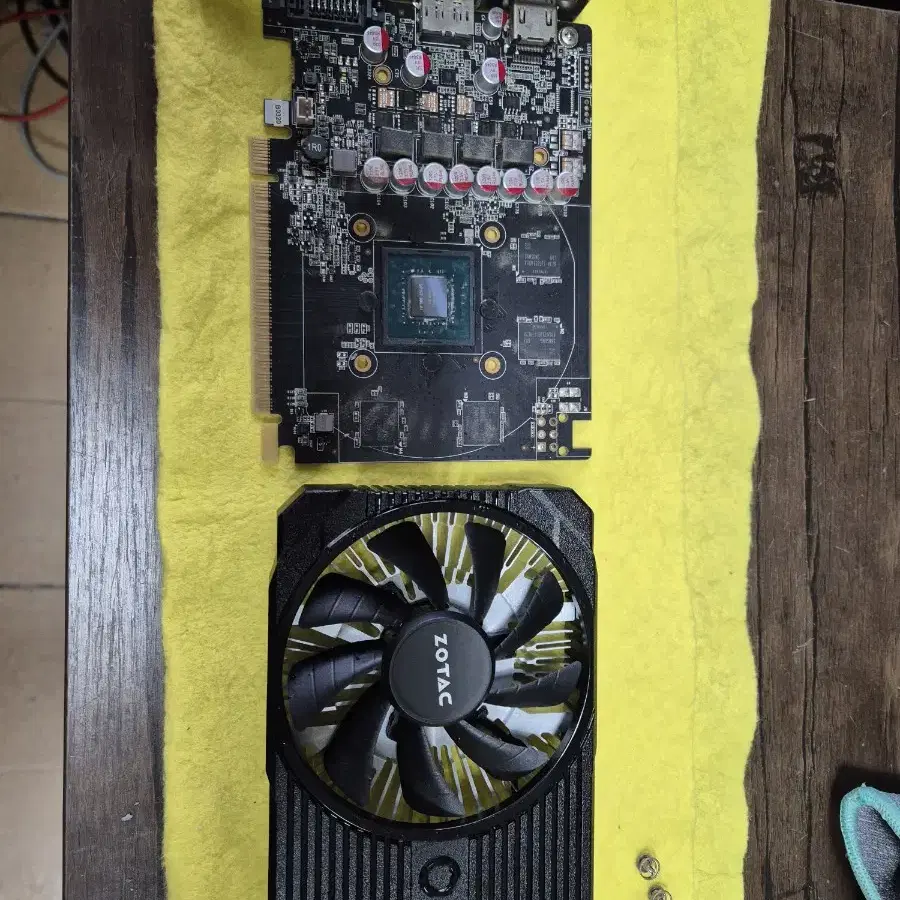 GTX1050 2GB그래픽카드