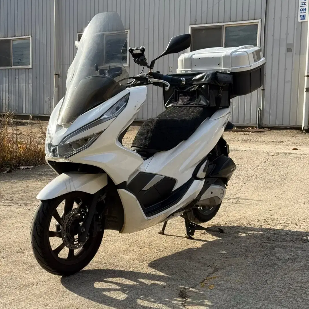 혼다 PCX125 20년식 저렴하게 판매합니다