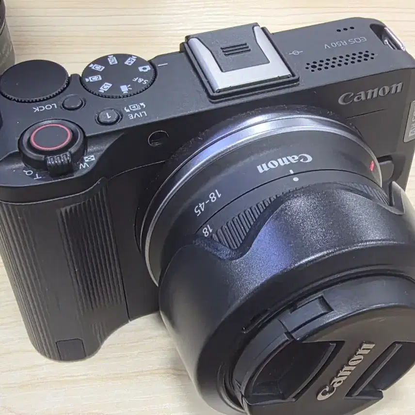 캐논 eos r50v rf-s 18-45mm 번들셋 블랙