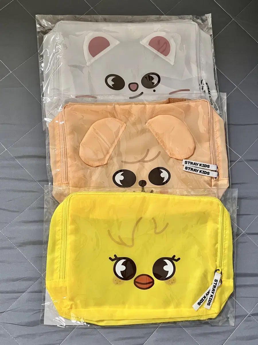 Skz Japan pop up Travel Pouch (jini let, pokari, perfim)