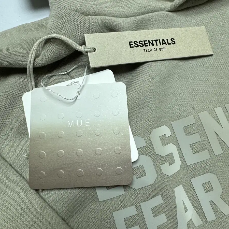 피오갓 essentials 후드 -23ss seal[M 95-100]