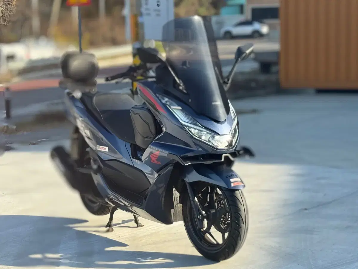 PCX 125 ABS 21년식 8631KM 짧은 키로수 출퇴근 용도 차량