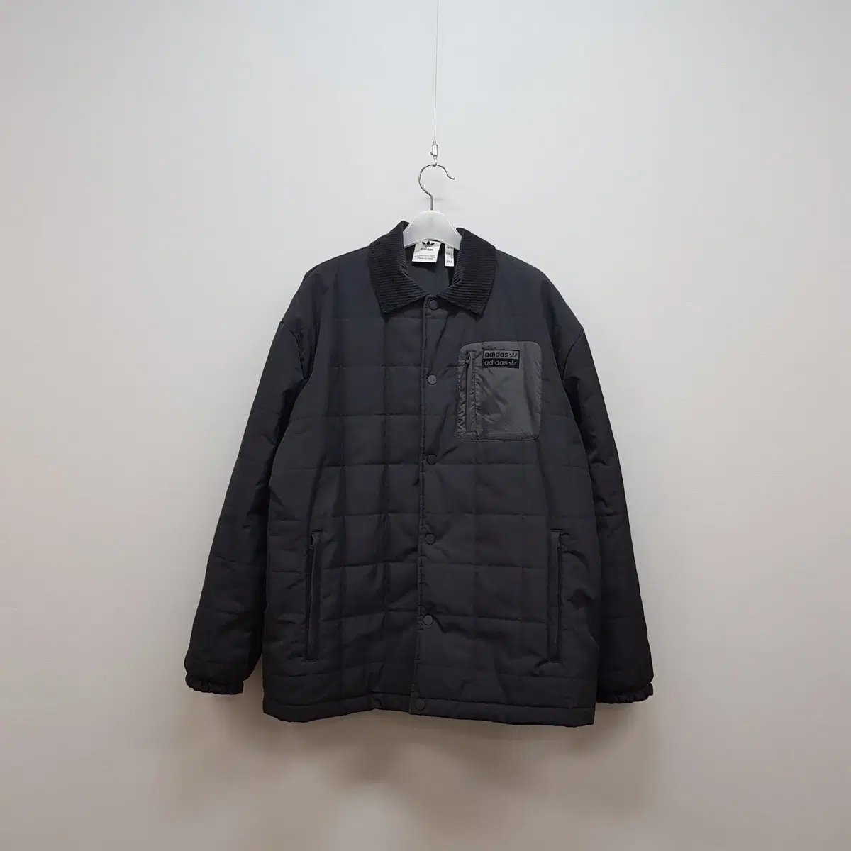 adidas Lightweight Quilted Padding size L