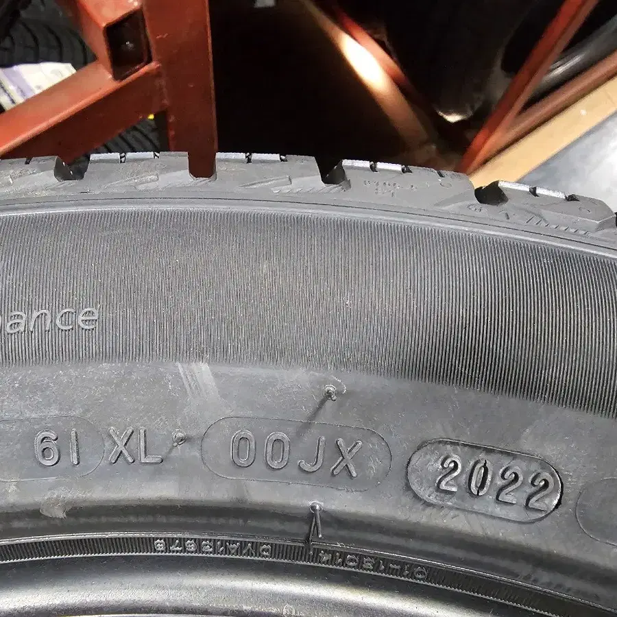 265/45R21 미쉐린 SNOW X-ICE SUV 윈터타이어 1대분