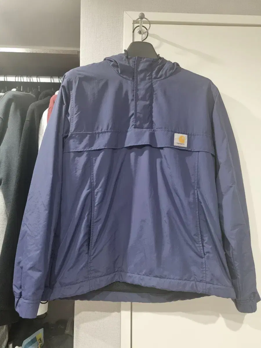 Calhart WIP Nimbus Anorak Navy M