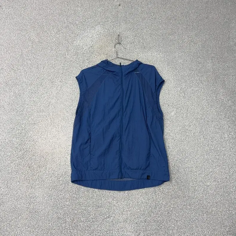 100% Kolon Sport Windbreaker Vest