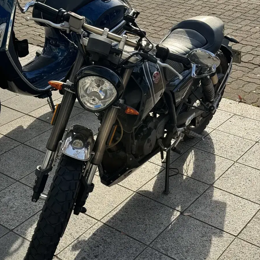 클래식 오토바이125cc 힙스터125