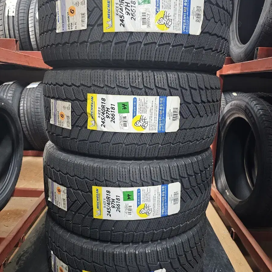 245/40R18 미쉐린 SNOW X-ICE SUV 윈터타이어 1대분