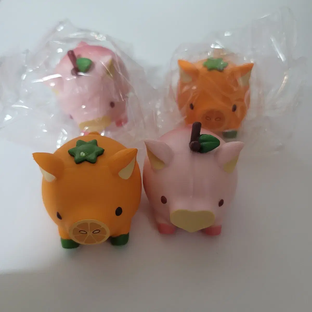 Sells Fruitpig Fruitpigs