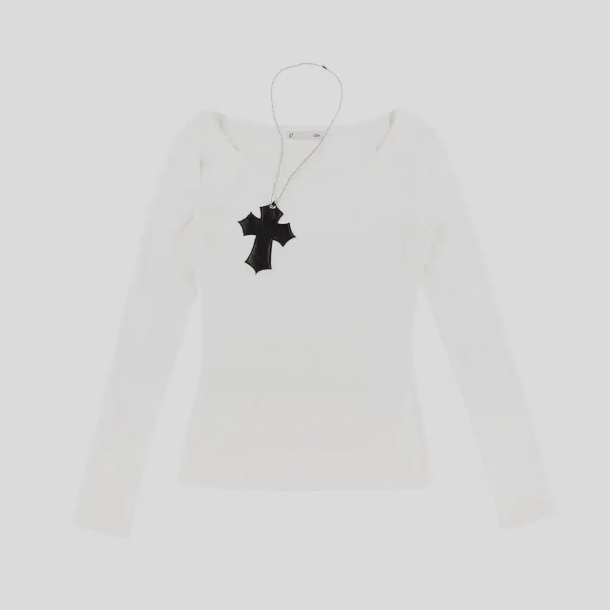 일리오 faux leather cross necklace top