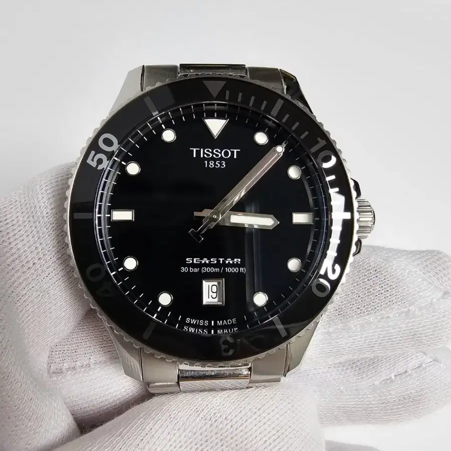 티쏘 씨스타 1000 쿼츠 40mm 검판 시계