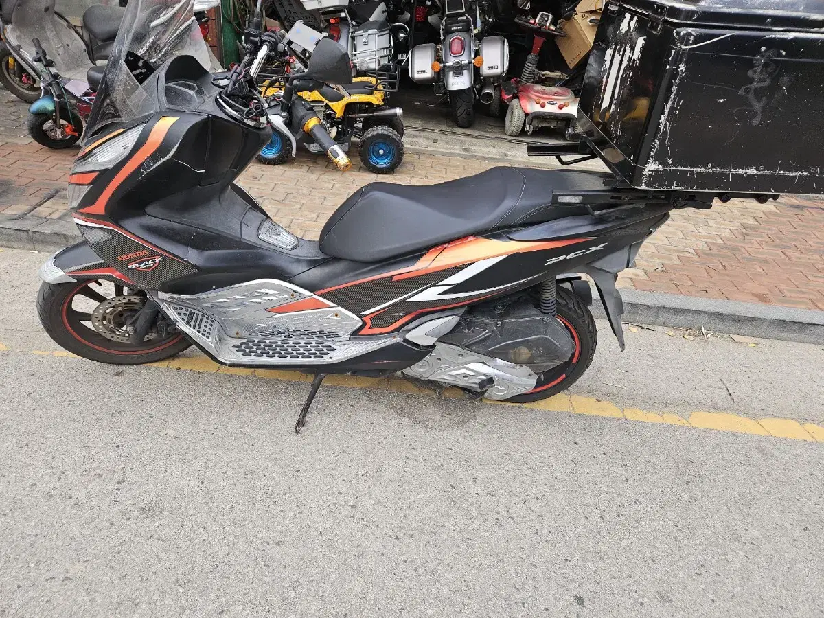 PCX125