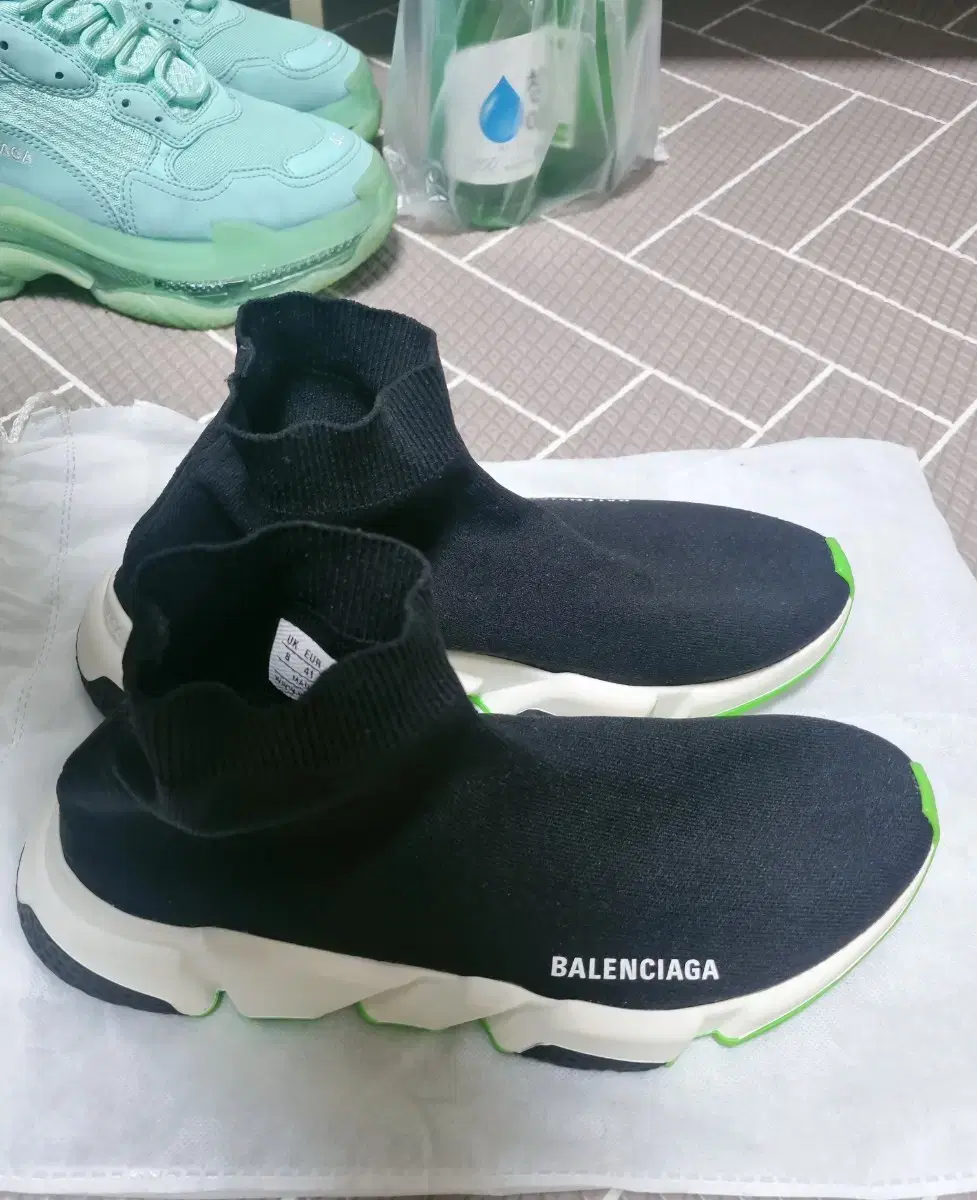 Speed Balenciaga Black Annual