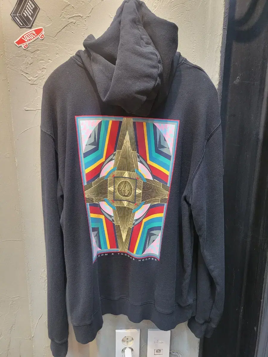 Volcom Hood