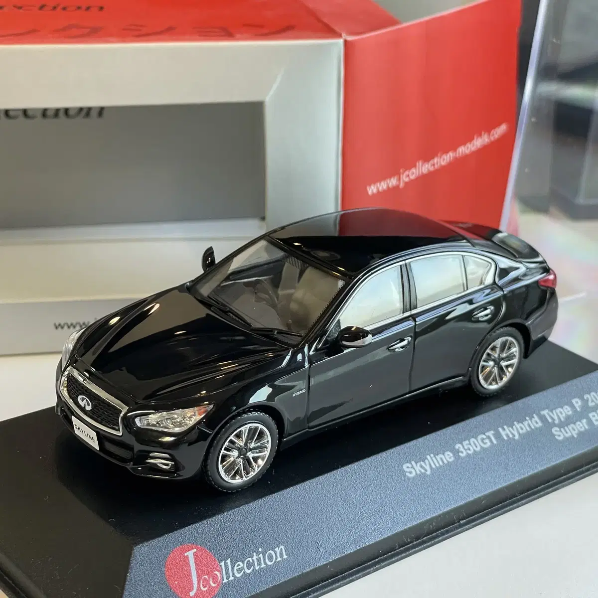 1/43 교쇼 닛산 스카이라인 350GT 인피니티 Q50 다이캐스트