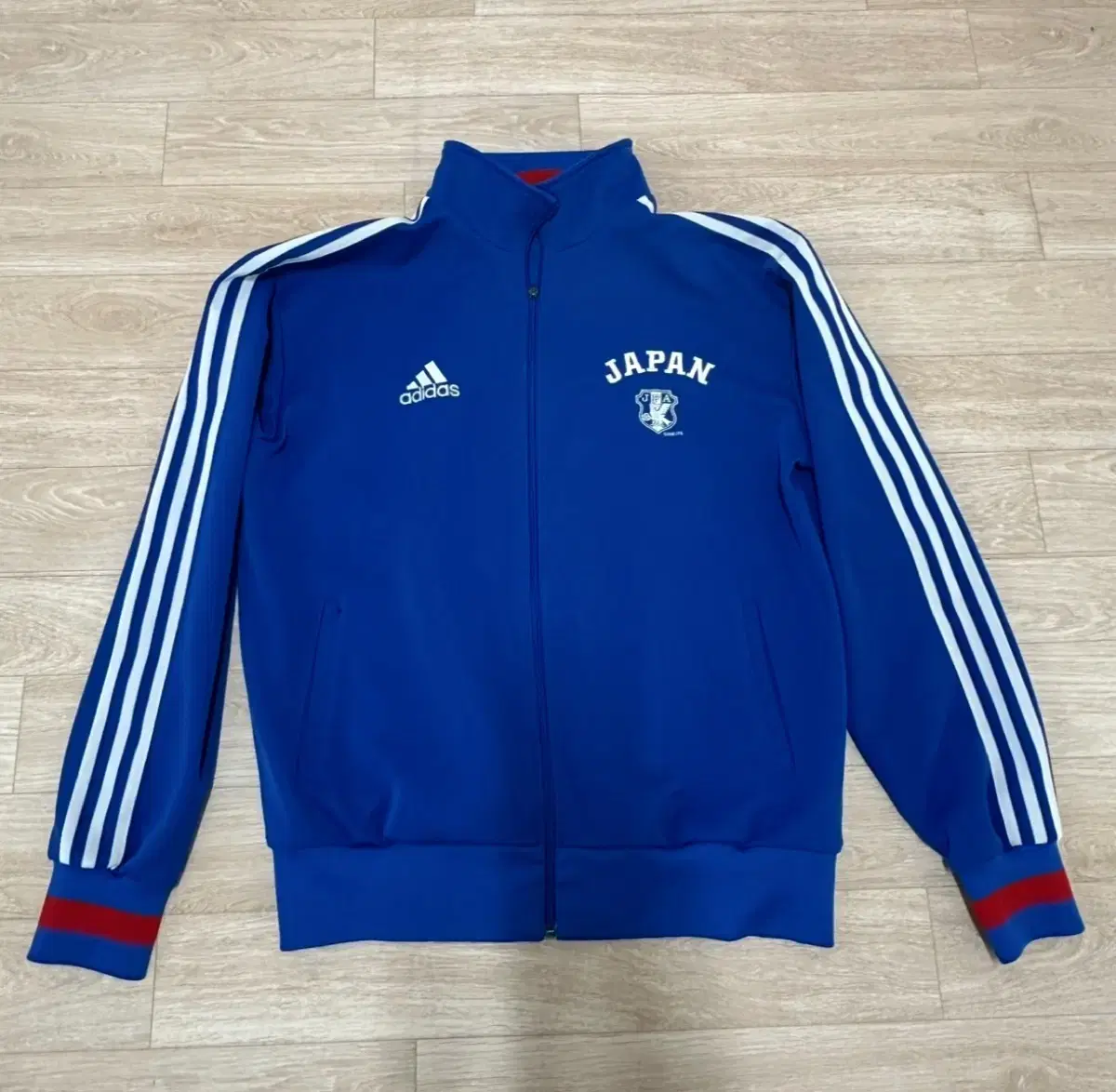 Ultra Rare Authentic Adidas Japan Zip Up Windbreaker (100-105)