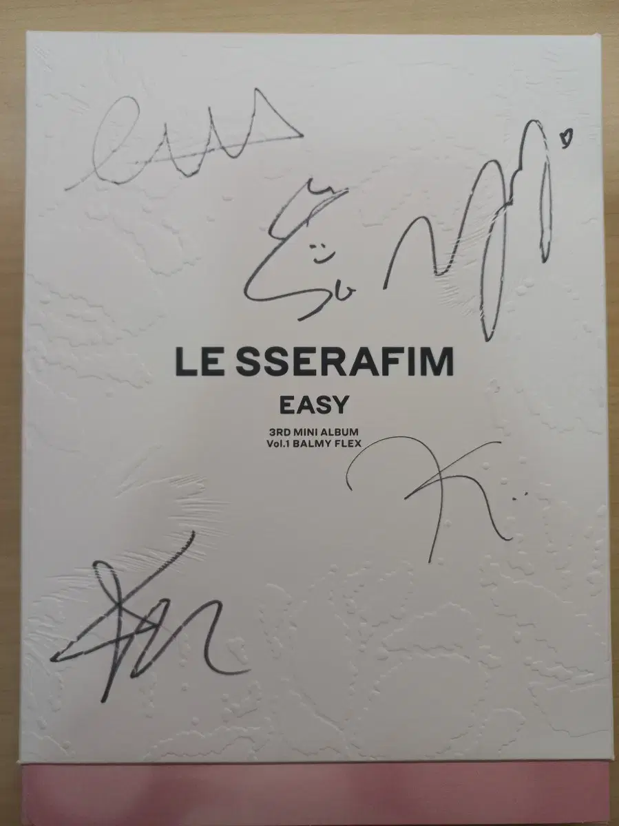 [free shipping] le sserafim signed albums wts.