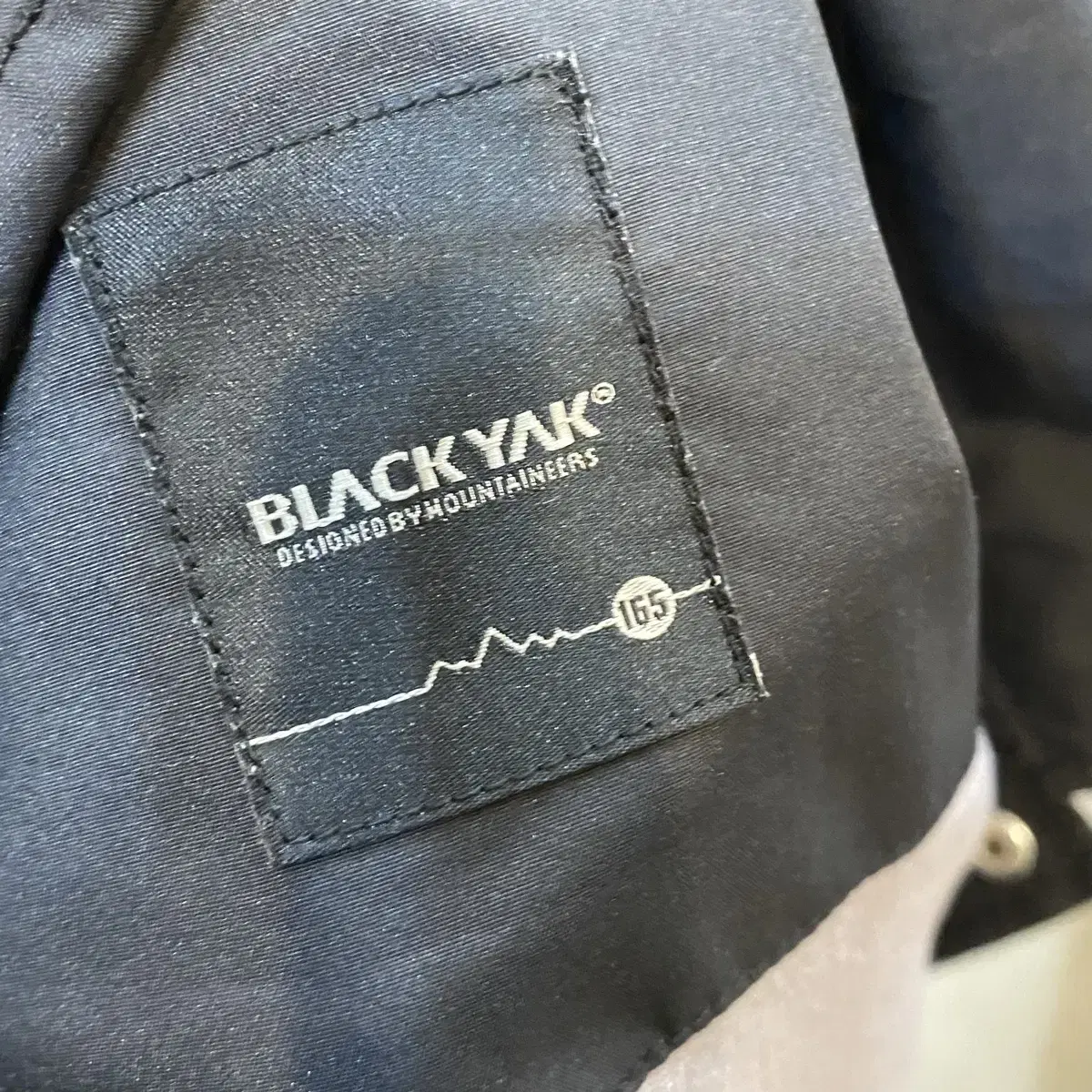 Black yak 자켓