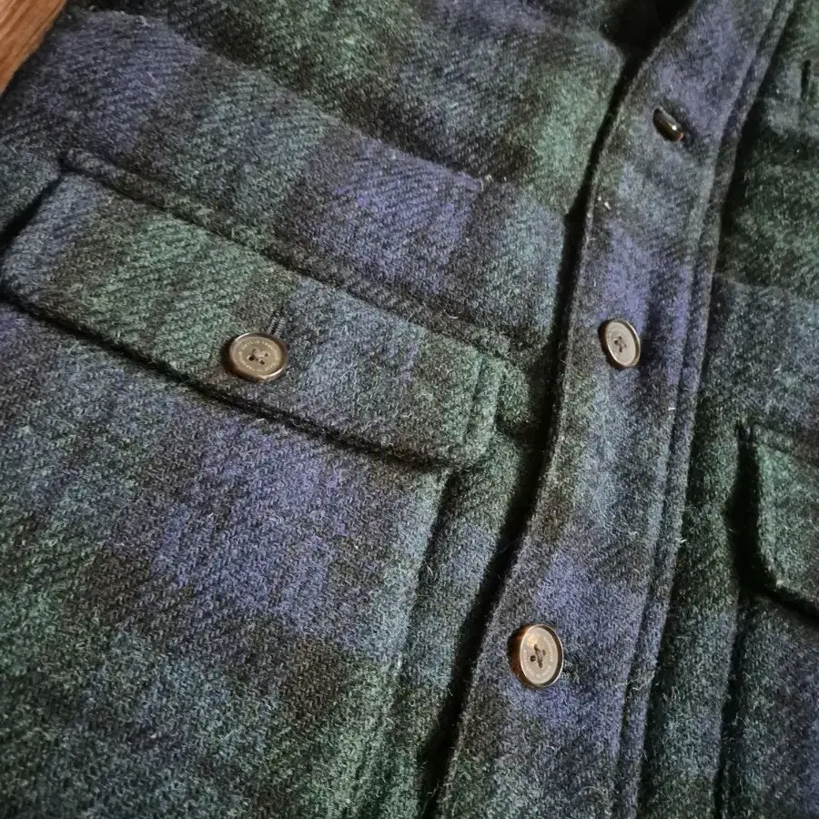 Harris tweed 해리스 트위드 블랙와치 울 패딩 베스트