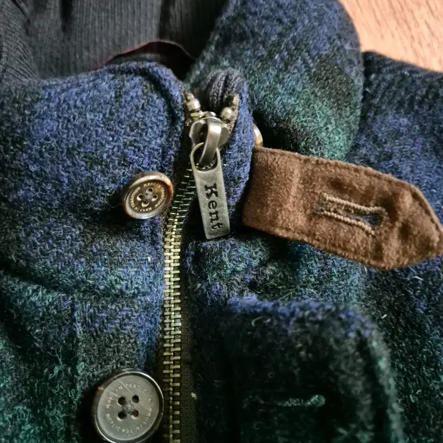 Harris tweed 해리스 트위드 블랙와치 울 패딩 베스트