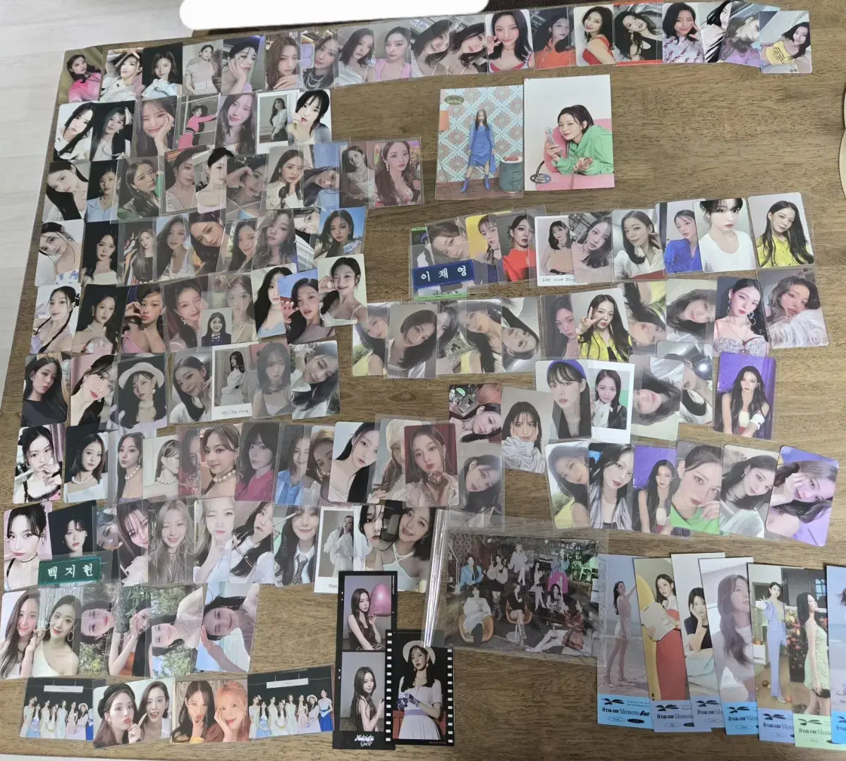 Bulk Fromis 9 photocards