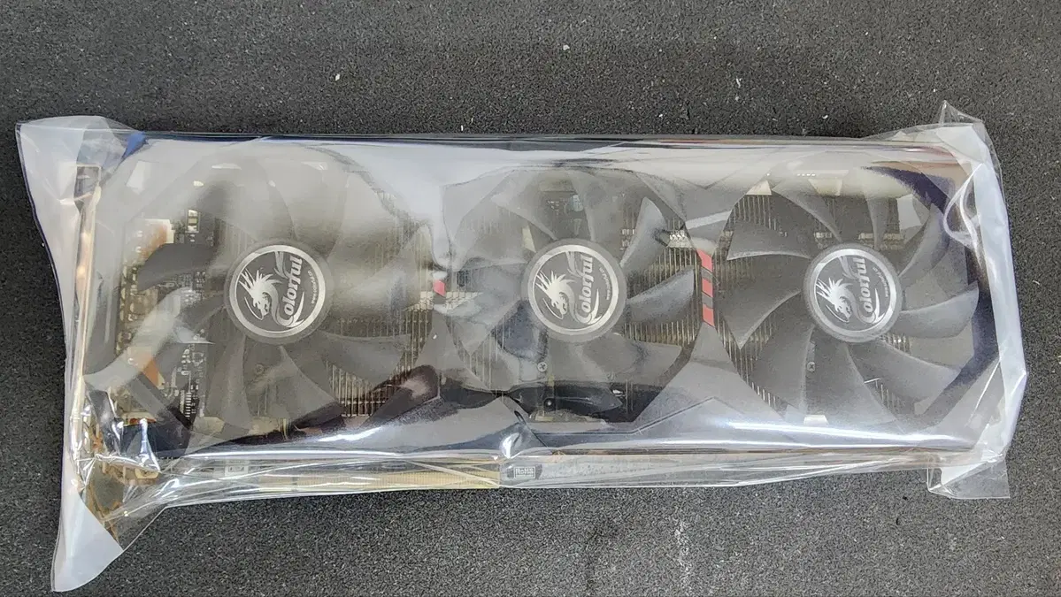 컬러풀 GeForce RTX 2070 Super 8G 판매합니다.