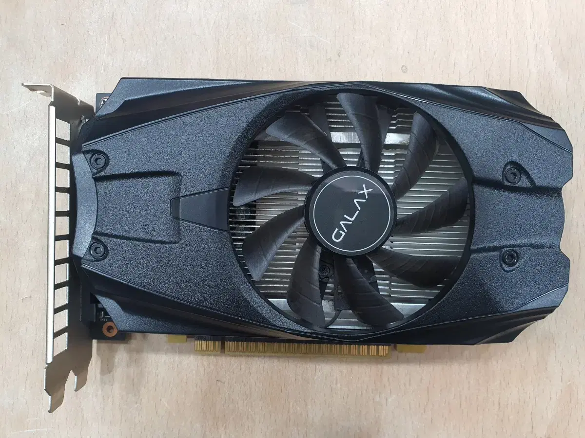 갤럭시 GTX 1050 TI 4G 그래픽카드 무전원