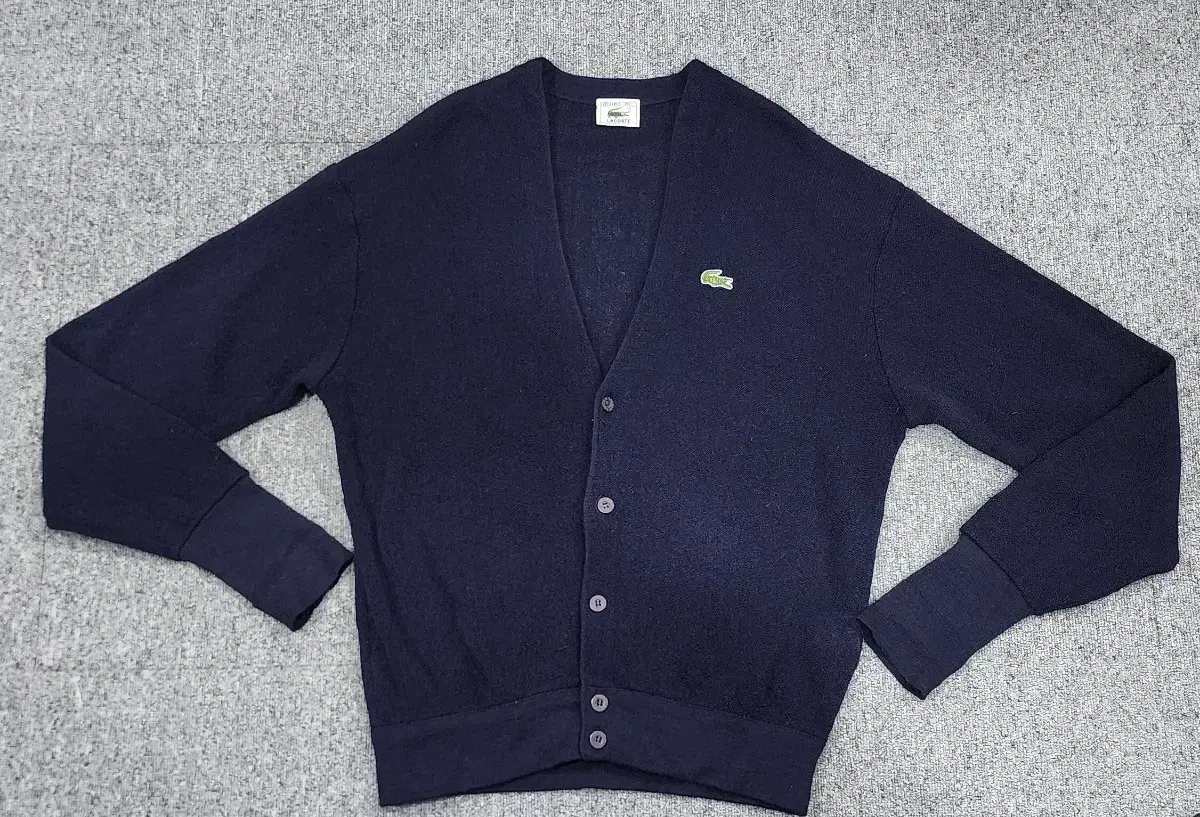 Lacoste Vintage Wool Navy Cardigan 100 L