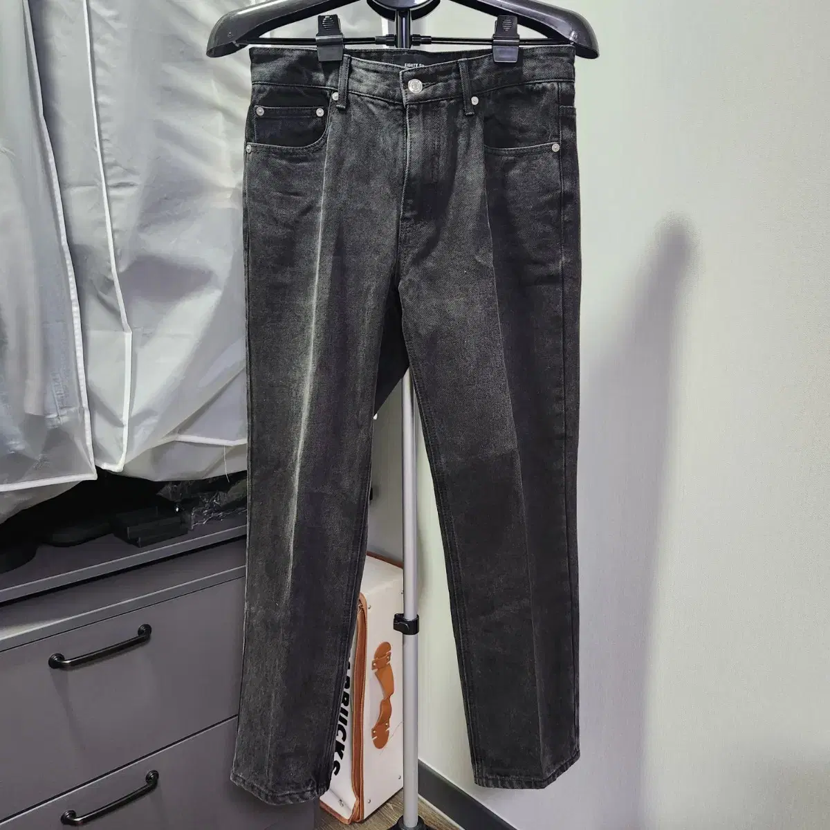 Men's 86 Rod Black Jeans Size 30