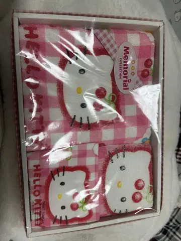 헬로키티 키티 체리 키티 체리 키티 타월 세트 손수건