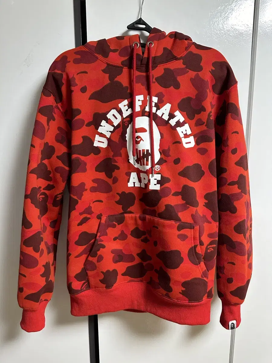 Vape X Undefeated Collab Red Camo Hoodie