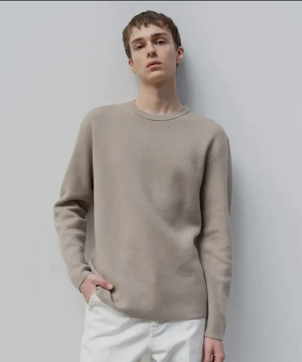 Insilence Crewneck Wool Knit in Mocha Beige