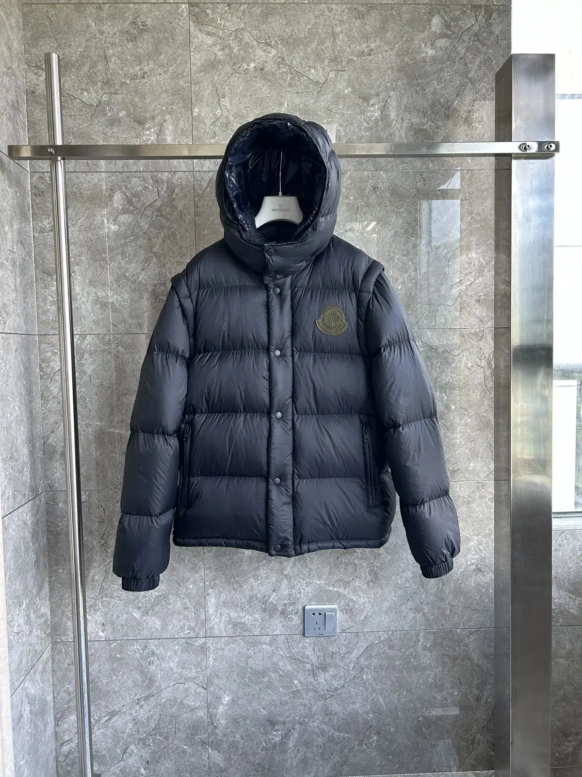 Moncler Men's Winter Hooded Down Puffer Jacket Navy