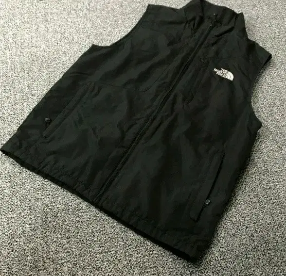 The North Face Windbreaker Vest100