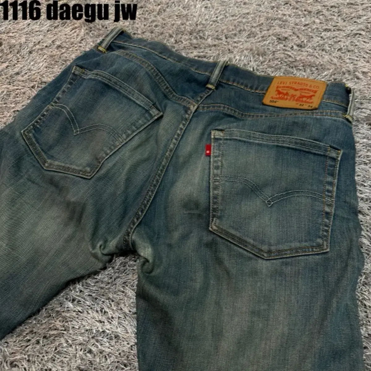 Levi's 504 Jeans 32