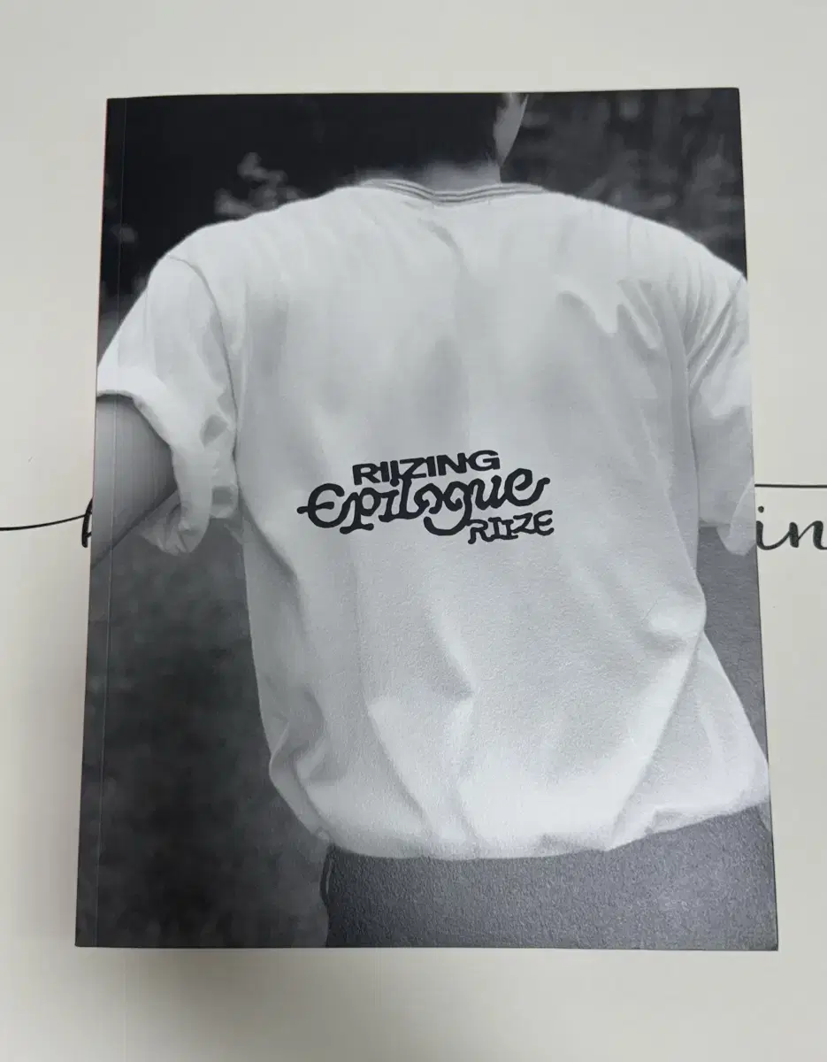 Rize Mini-Album Epilogue Vol. 1 photobook wonbin eunseok shotaro chanyoung sohee Sungchan