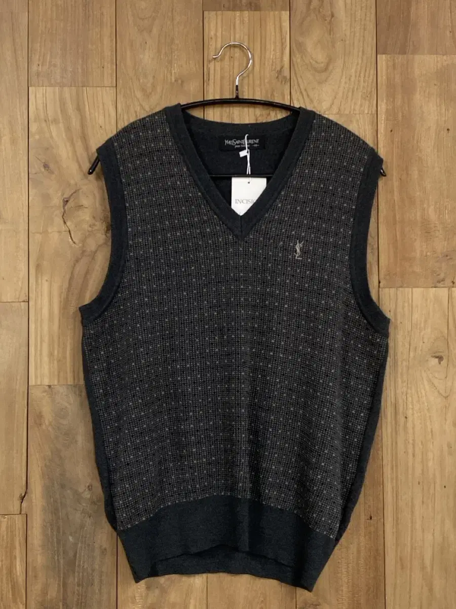 Yves Saint Laurent Knit Vest (B0190)