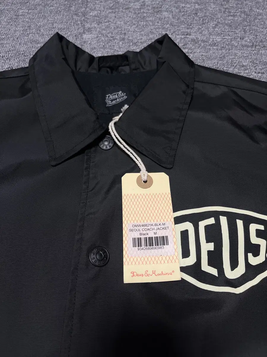 Deus Coach Jacket (M)