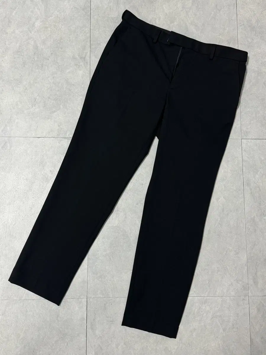 GentlemanStandard Tapered Black Slacks33